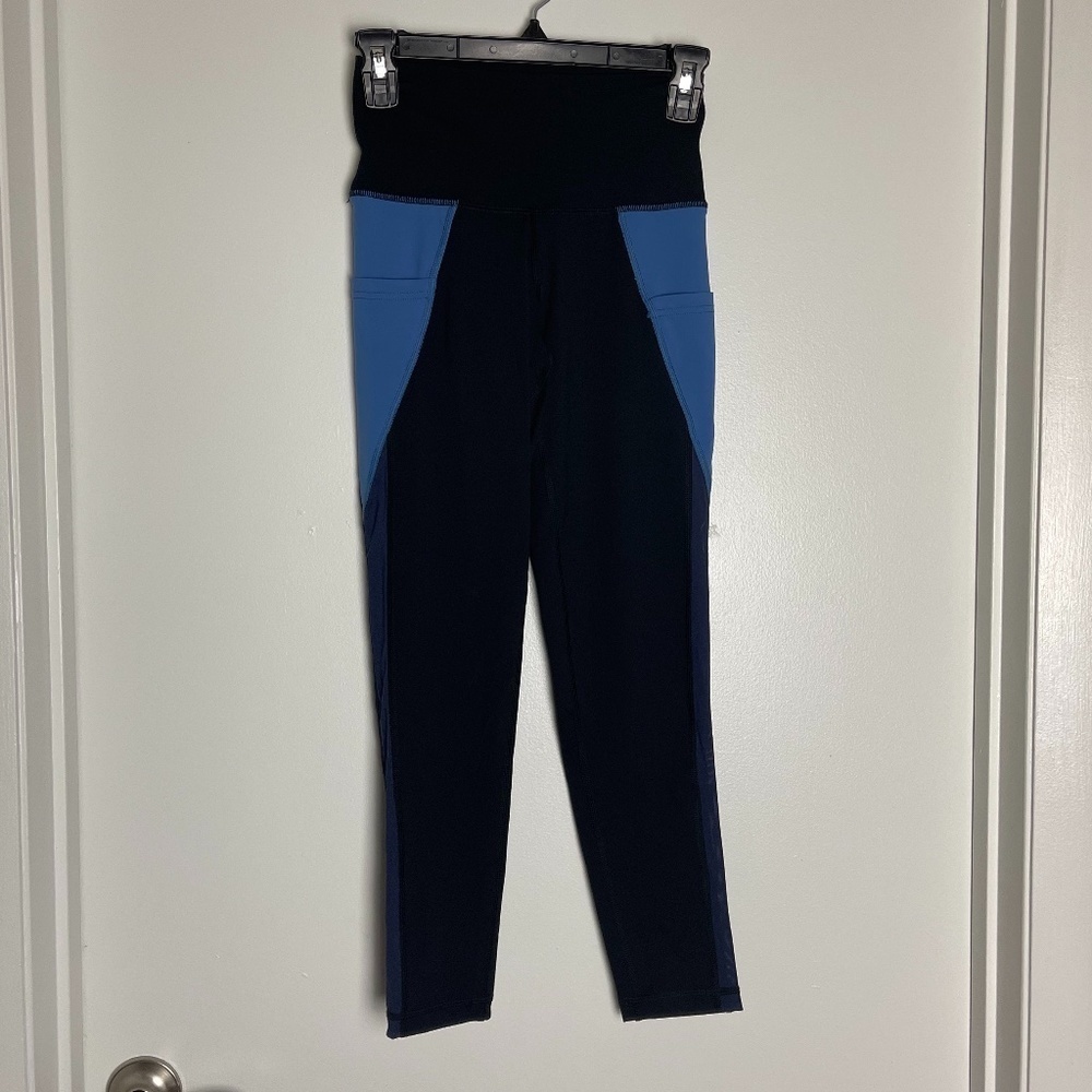! Aerie Navy Pocket Crop Workout Leggings Women Size S